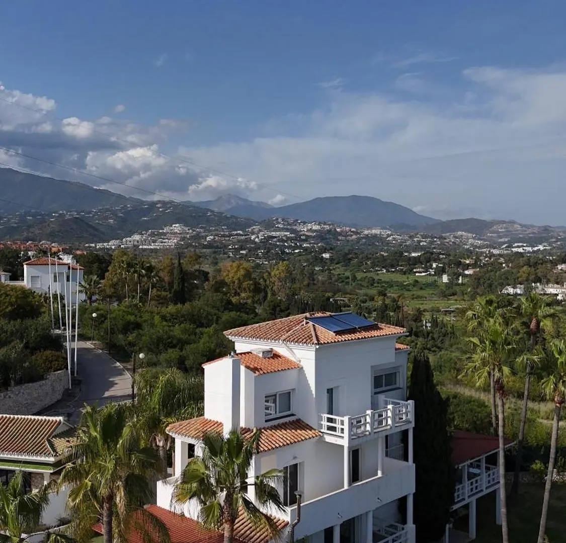 Villa Atalaya: Luxury Marbella Retreat Near Golf and Beach Estepona