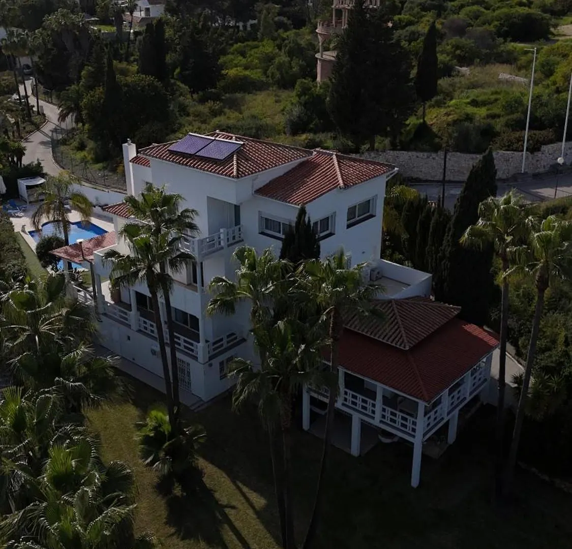 Villa Atalaya: Luxury Marbella Retreat Near Golf and Beach Estepona 0*,
